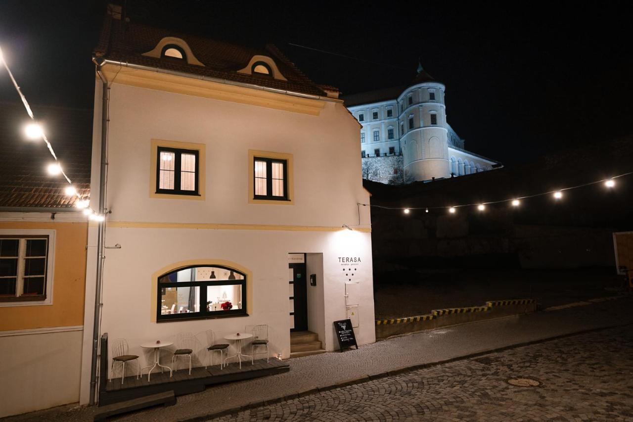 Terasa Pension & Winebar Mikulov Exterior foto